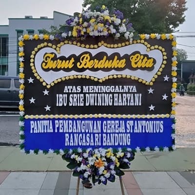 Harga Jual karangan bunga Ciamis 24 jam