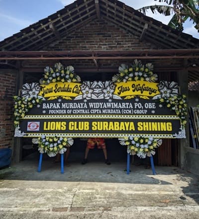 Harga jual karangan bunga di Temanggung