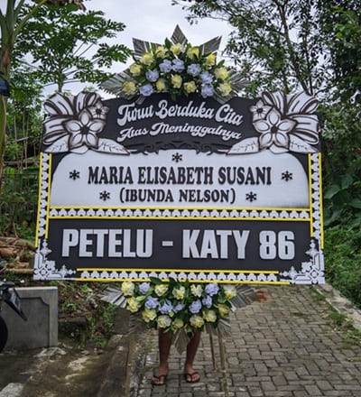 Harga karangan bunga Temanggung